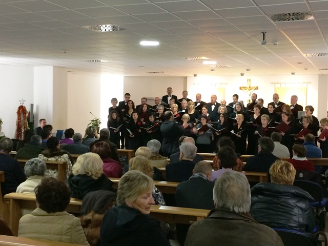 Il concerto della Corale Santa Cecilia all'ospedale San Giuseppe di Empoli
