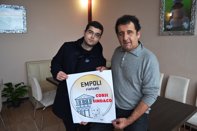 Riccardo Corsi (a destra) candidato sindaco della lista civica 'Empoli rialzati' e Andrea Vitello presidente del comitato (foto gonews.it)