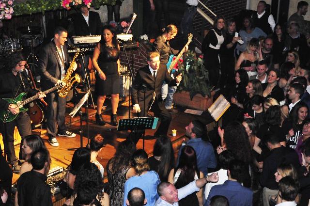 Agresti sul palco (foto Fabrizio Nizza)