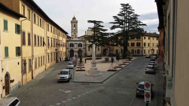 Piazza XX Settembre a San Miniato
