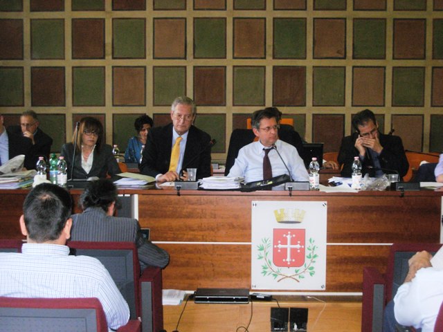 Il dibattitto sull’aeroporto, da sinistra, Gina Giani, Costantino Cavallaro e il Sindaco Marco Filippeschi