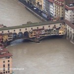 firenze_foto_polizia_di_stato_arno_acqua_febbraio2014_2.jpg