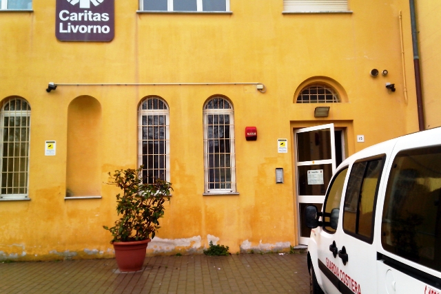 livorno_capitaneria_porto_sequestro_pesce_2014_03_05_7