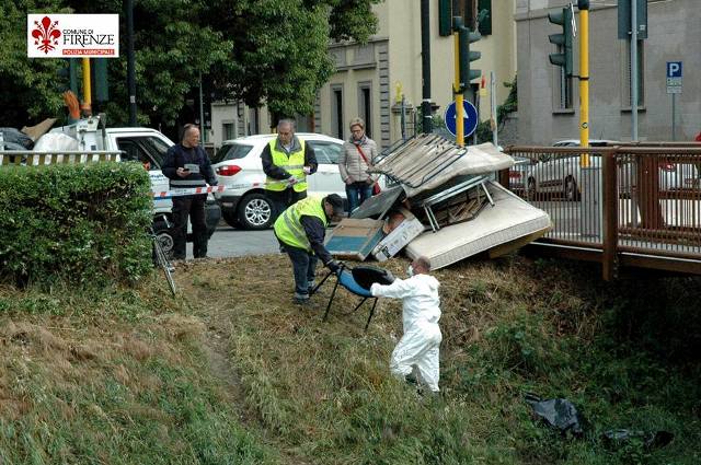 Sgomberato L’insediamento Abusivo Sotto Il Ponte Provvisorio Sul Mugnone